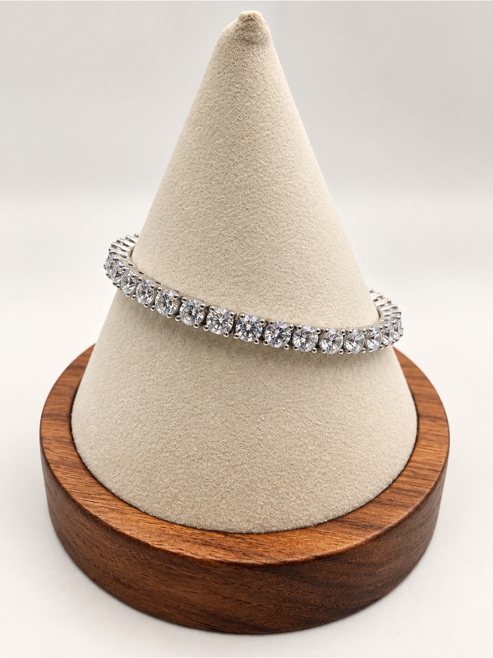 S925 Sterling Silver 4MM Moissanite Tennis Bracelet – 18CM